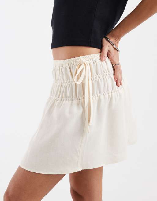 ASOS DESIGN minikjol i linneblandning med smockad midja i ivory, set, 4 av 5