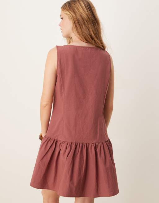 ASOS DESIGN - Minikjole i forvasket bordeauxrød med lige hals og lavtsiddende talje samt knapper, 4 af 4