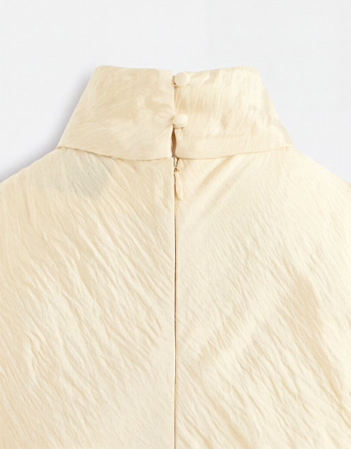 ASOS DESIGN minikjole med høj hals og hanky-kant i buttermilk, 8 af 8