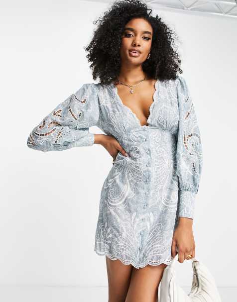 ASOS DESIGN - Minikjole med knapper og udskåret paisley- og blomstermønster - view 1