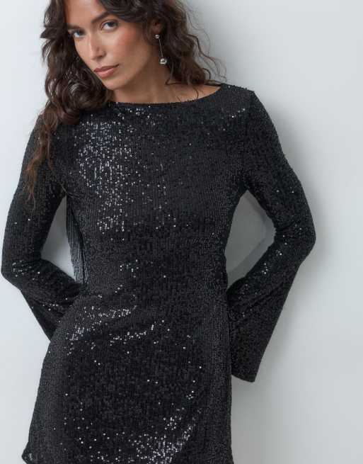 ASOS DESIGN minikjole med pailletter, åben ryg og klokkeærme i sort, 3 af 5