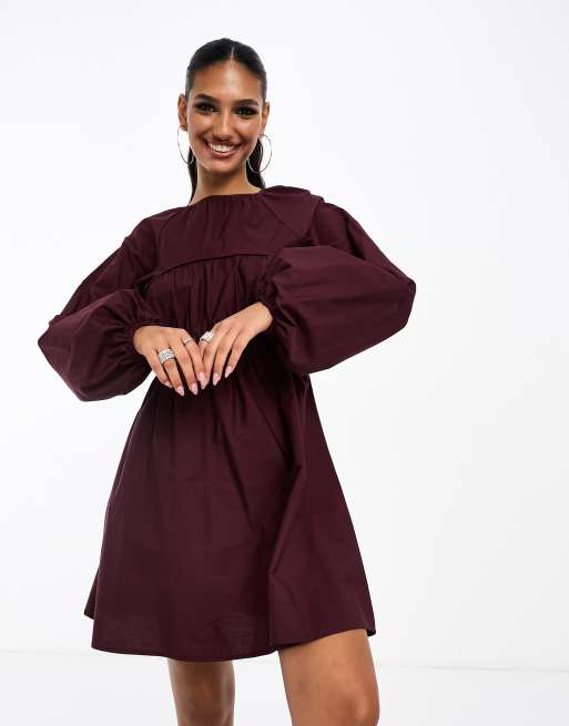ASOS DESIGN – Minikleid aus Baumwoll-Popeline in Burgunderrot mit Raffung an der Brust
