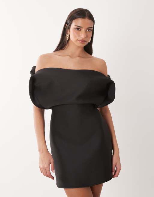 ASOS DESIGN – Minikleid aus neoprenartigem Material in Schwarz mit strukturiertem Carmen-Ausschnitt, 2 von 4