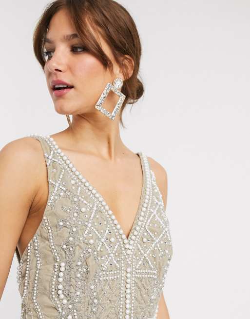 ASOS DESIGN – Minikleid aus Samt mit Perlenverzierung, 3 von 4