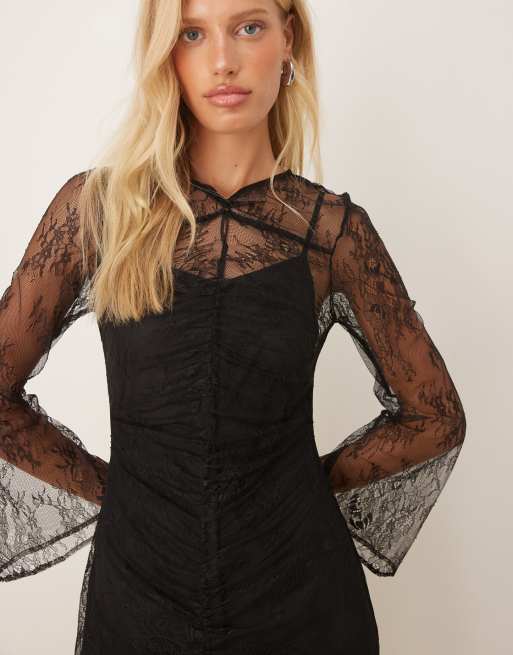 ASOS DESIGN – Minikleid aus Spitze in Schwarz mit geraffter Vorderseite, 2 von 4
