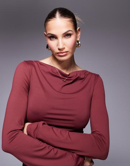 ASOS DESIGN – Minikleid in Burgunderrot mit Wasserfall-U-Boot-Ausschnitt und Trompetenärmeln, 4 von 4