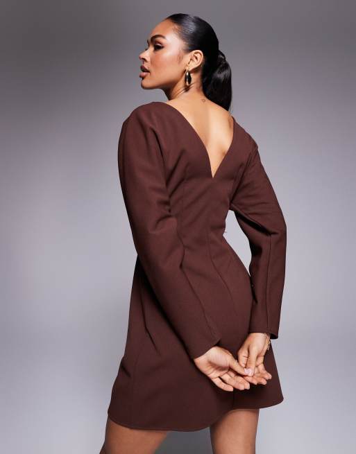 ASOS DESIGN – Minikleid in Schokobraun mit Kokon-Ärmeln und Metalldetail, 4 von 4