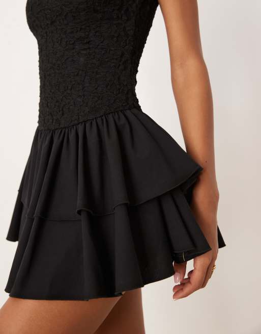 ASOS DESIGN – Minikleid in Schwarz mit Oberteil aus Spitze und Rock aus Popeline, 3 von 4
