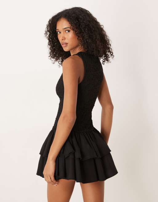 ASOS DESIGN – Minikleid in Schwarz mit Oberteil aus Spitze und Rock aus Popeline, 4 von 4