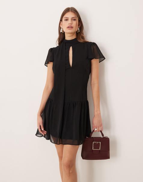 ASOS DESIGN – Minikleid in Schwarz mit Schaldetail und Rüschensaum - view 1