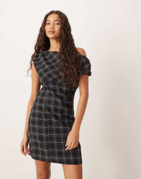 ASOS DESIGN – Minikleid mit abfallender Schulterpartie in Schwarz und Weiß kariert - view 1