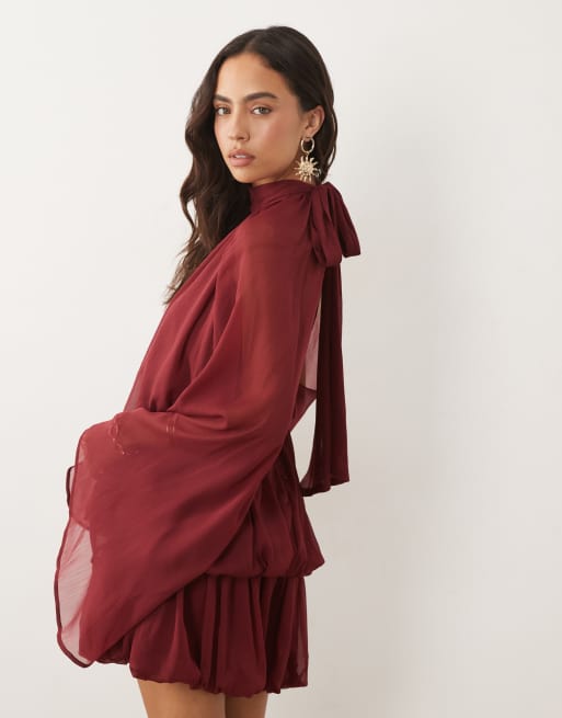 ASOS DESIGN Minikleid mit Bindekragen in Beerenfarbe, 4 von 4