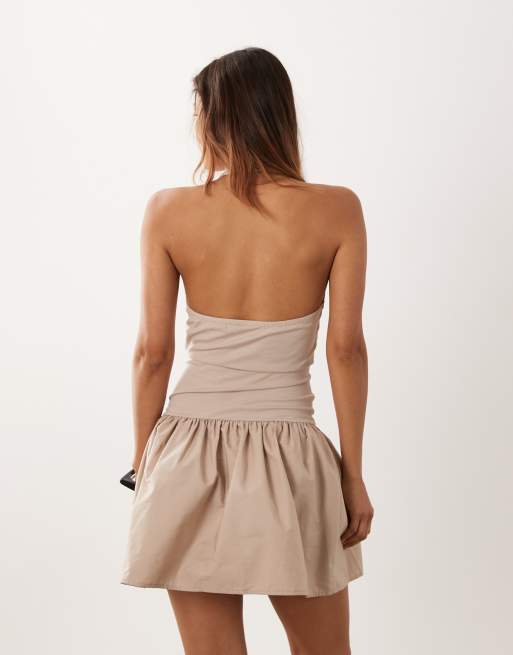 ASOS DESIGN Minikleid mit Neckholder und U-Ausschnitt mit Baumwoll-Popeline-Rock in Stone, 4 von 4