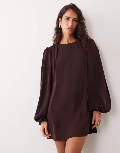 ASOS DESIGN Minikleid mit Rundhalsausschnitt und Volumenärmeln in Schokobraun - view 1