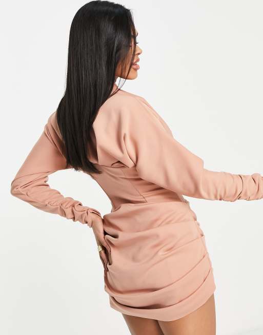 ASOS DESIGN – Minikleid mit strukturierter Taille und Drapierung in Camel, 2 von 4
