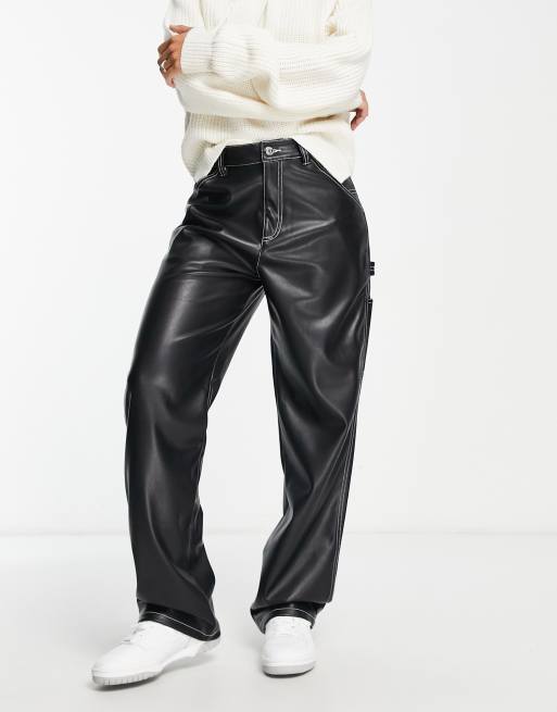 ASOS DESIGN - Minimalistiske cargobukser med kontrastsyninger i sort læderlook 