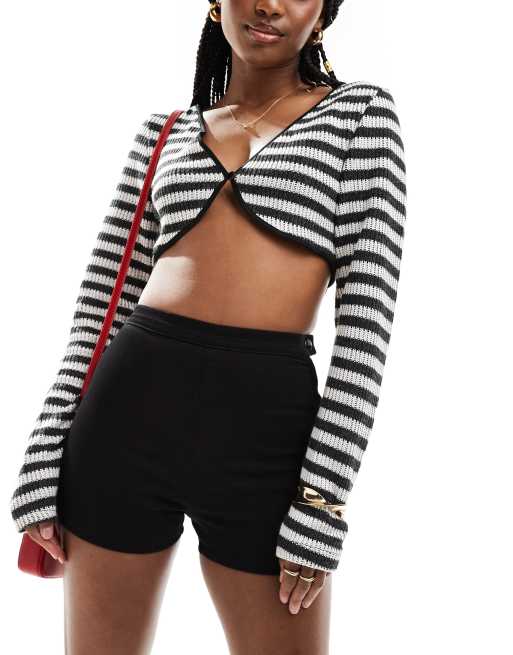 ASOS DESIGN - Minimalistiske hotpants i sort denim