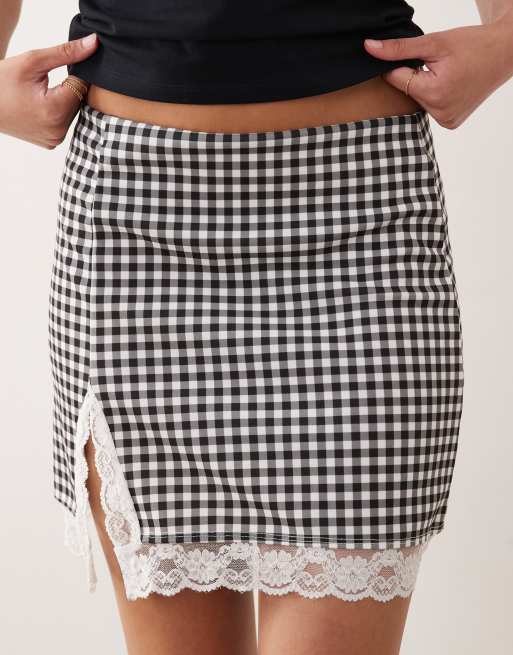 ASOS DESIGN - Mininederdel i blondestof med gingham-tern, 3 af 5