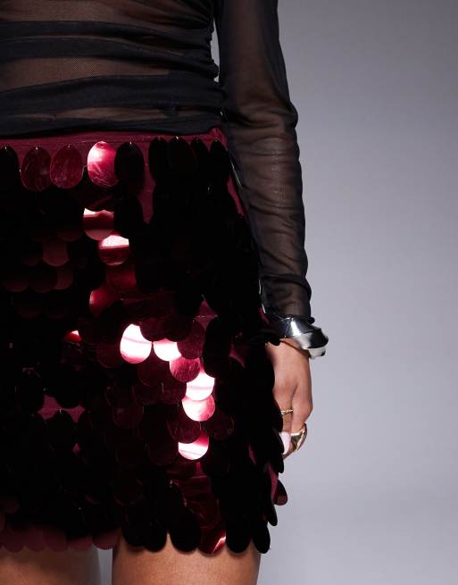 ASOS DESIGN – Minirock in Burgunderrot mit großen Paillettenscheiben, 3 von 5