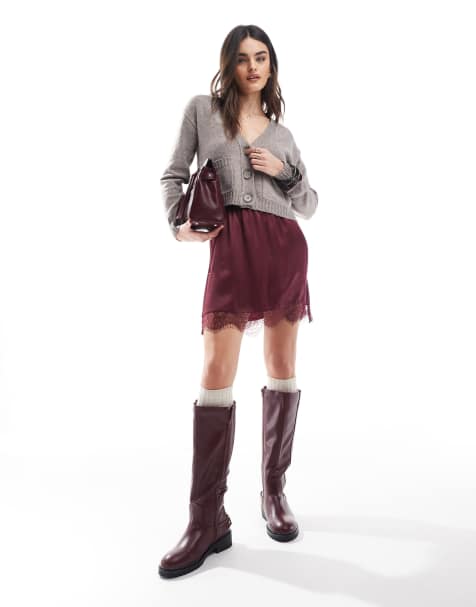 ASOS DESIGN – Minirock in Burgunderrot mit Spitzensaum - view 1