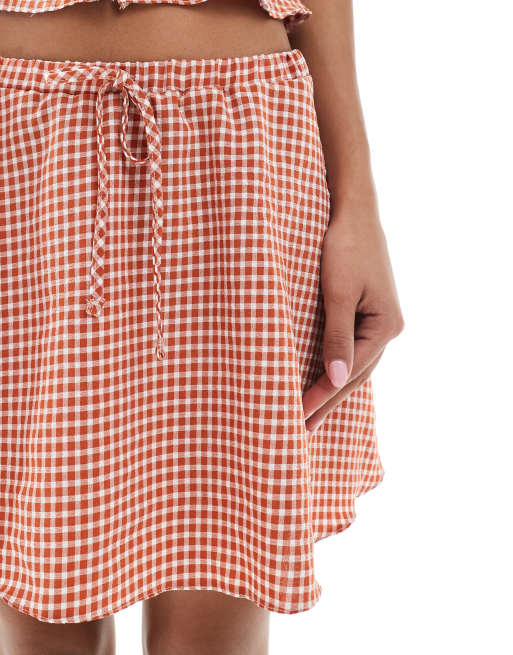 ASOS DESIGN- Minirok met elastische taille en gingham ruit in rood, deel van co-ord set, 3 van 5