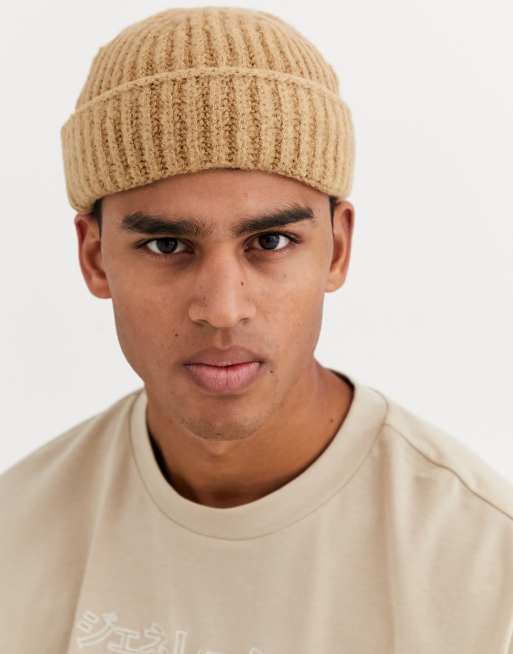 ASOS DESIGN – Miniseemannsmütze aus flauschigem Garn in Kamel