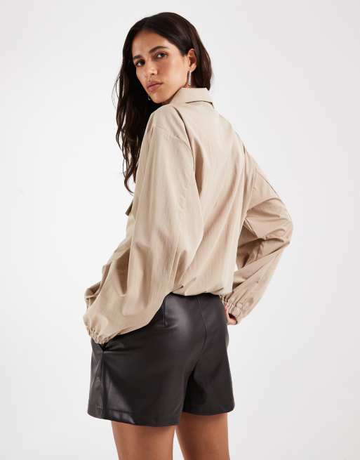 ASOS DESIGN minishorts de piel sintética de sastre en marrón, 4 de 5