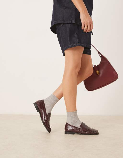 ASOS DESIGN – Minnie – Loafer in Burgunderrot mit Raffung, 2 von 4