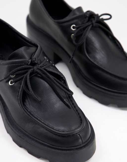 ASOS DESIGN Minny chunky lace up flat shoes in black, 2 of 4