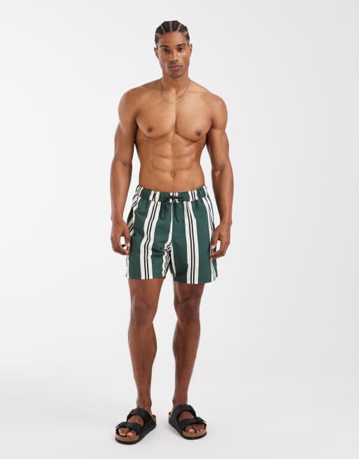 ASOS DESIGN – Mittellange Badeshorts mit grünem Streifen, 2 von 5
