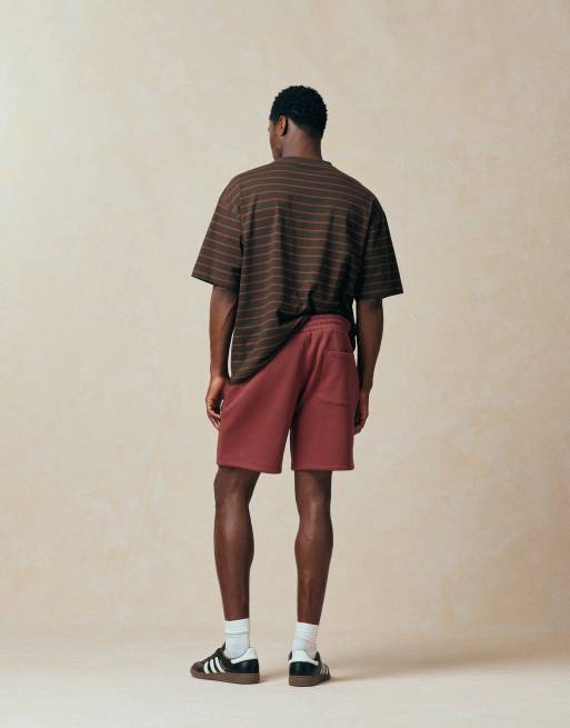ASOS DESIGN – Mittellange Basic-Shorts aus Jersey in Rot mit Oversize-Passform, 2 von 5