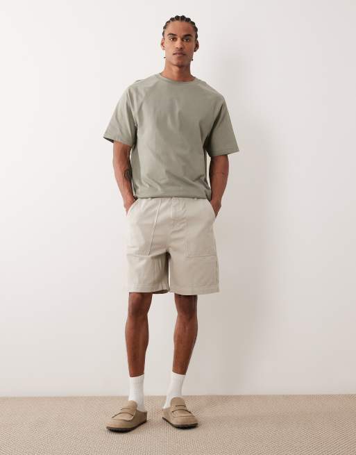 ASOS DESIGN – Mittellange Jorts in Steinbeige mit Taschen im Fatigue-Stil, 2 von 5