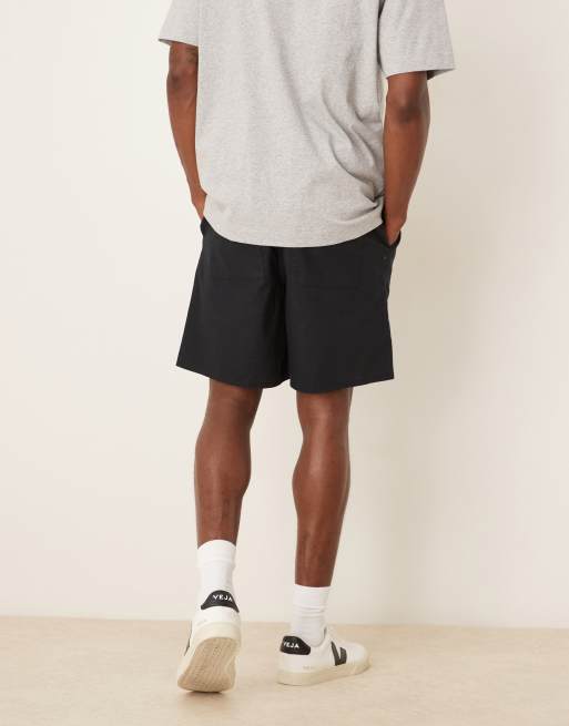 ASOS DESIGN – Mittellange Schlupf-Shorts aus Leinenmix in Schwarz, 3 von 5