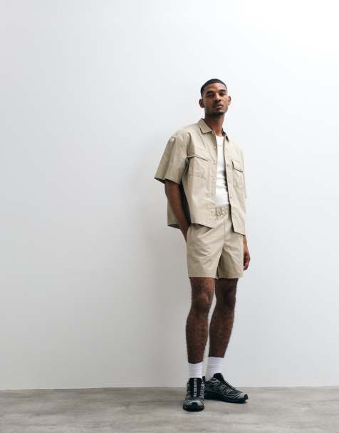 ASOS DESIGN – Mittellange Shorts aus Baumwolltwill in Beige, Kombiteil - view 1