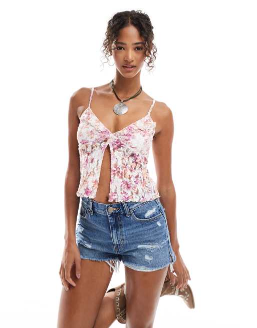 ASOS DESIGN – Mix and Match – Camisole-Oberteil mit Rüschen, Spitze, Blumenmuster und Schlitz vorne, 3 von 4