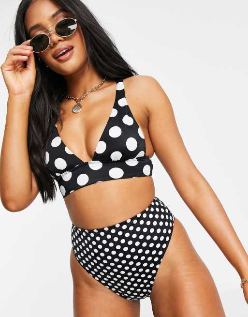 ASOS DESIGN – Mix and Match – Czarno-biała góra od bikini we wzór w grochy, z głębokim dekoltem i szeroką taśmą