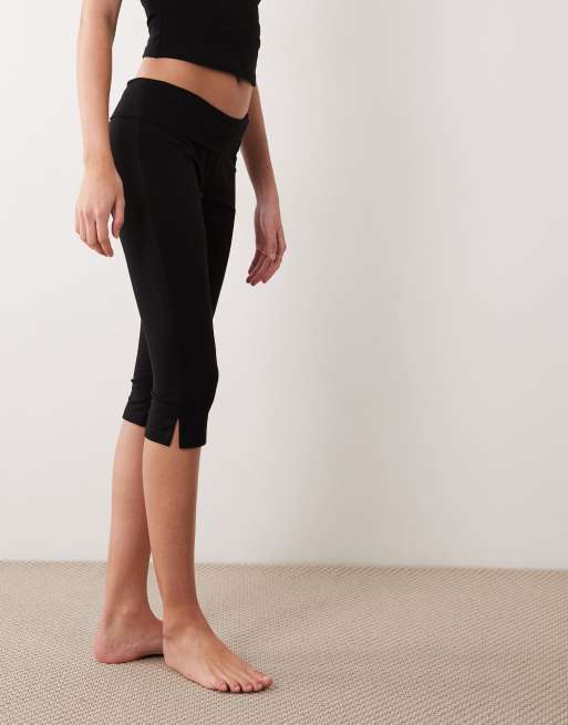 ASOS DESIGN Mix and Match fold over capri pyjama pants in black, 4 of 4