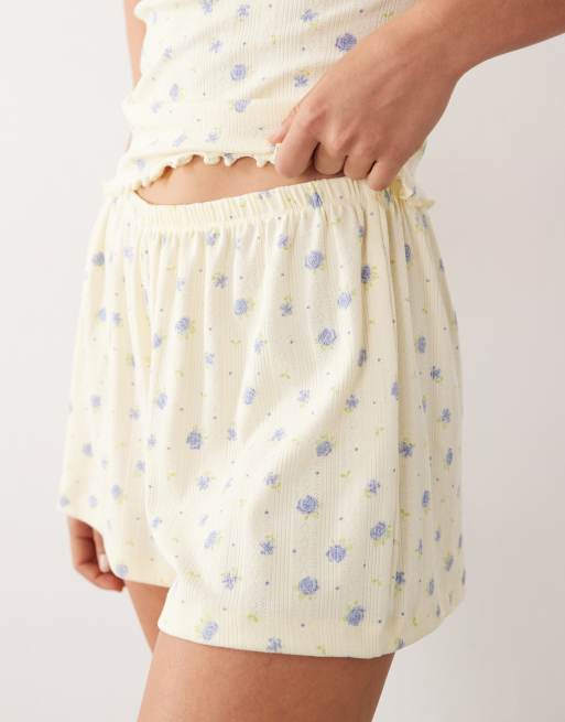 ASOS DESIGN Mix and Match pointelle pyjama shorts in buttermilk & blue ditsy print, 3 of 4