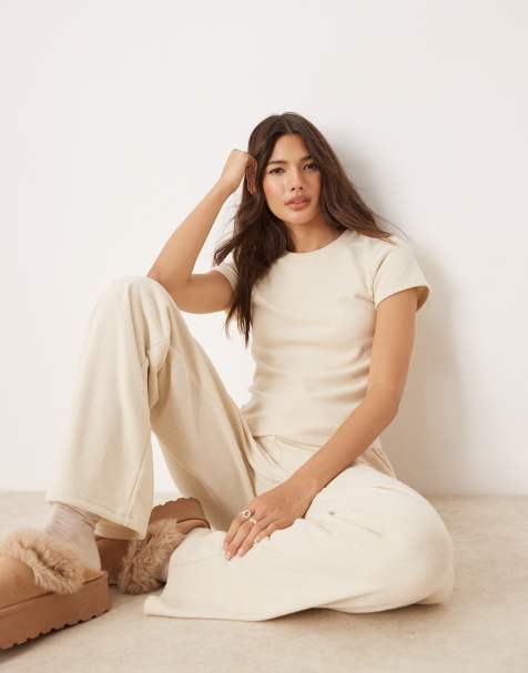 ASOS DESIGN - Mix en match - Pluizig lounge-T-shirt in crème - view 1