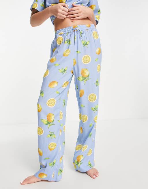 ASOS DESIGN - Mix en match - Pyjamabroek van modal met fruitprint in blauw