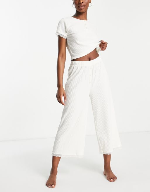 ASOS DESIGN Mix Match Bas de pyjama style jupe culotte en jersey cotele et dentelle Creme