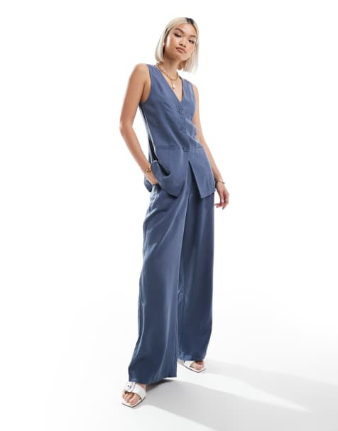 ASOS DESIGN – Mix & Match – Gebundene Wickel-Hemdbluse, Longline-Weste und Hose in Marineblau - view 1