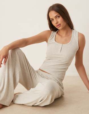 ASOS DESIGN – Mix & Match – Geripptes Trägertop in Beige