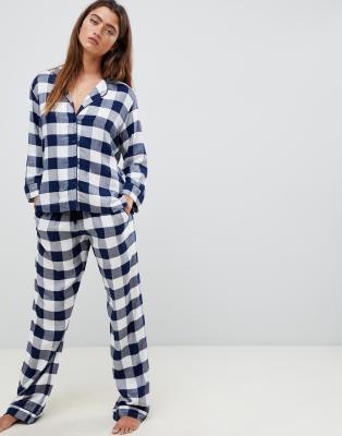 Red lace apex mesh top and knicker set mean usa