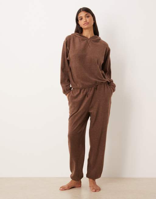 ASOS DESIGN mix & match lightweight fleece loungewear in chocolate brown