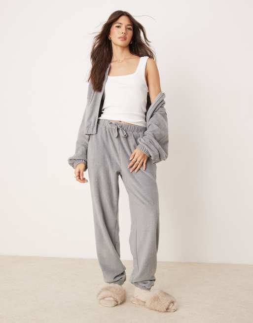 ASOS DESIGN Mix Match Lounge Jogginghose aus Fleece in Hellgrau