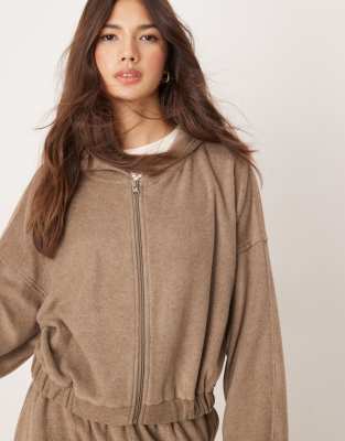 ASOS DESIGN - Mix & Match - Lounge-Kapuzenpullover aus Fleece in Braun