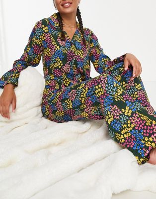 ASOS DESIGN mix & match modal ditsy floral pyjama shirt in black - ASOS Price Checker