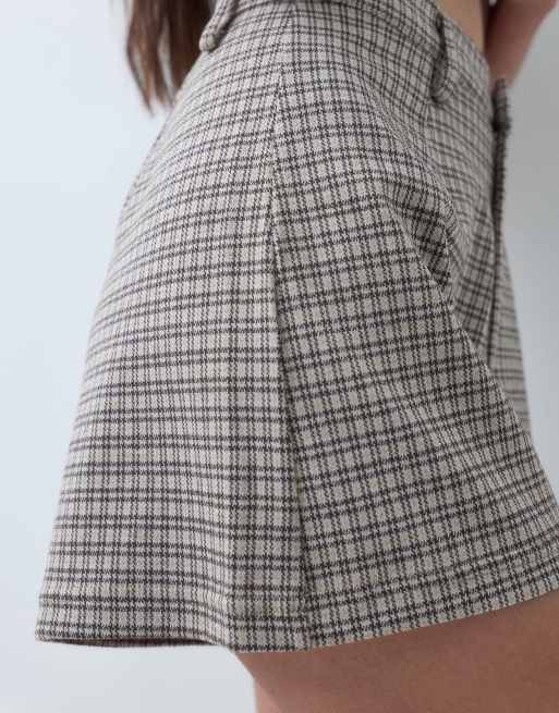 ASOS DESIGN - Mix & Match - Pantalones muy cortos marrones a cuadros con acabado cepillado, 3 de 5
