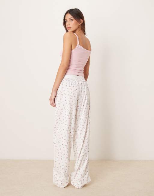 ASOS DESIGN - Mix & Match - Pantaloni del pigiama con stampa di frutti e fiorellini, 2 di 4